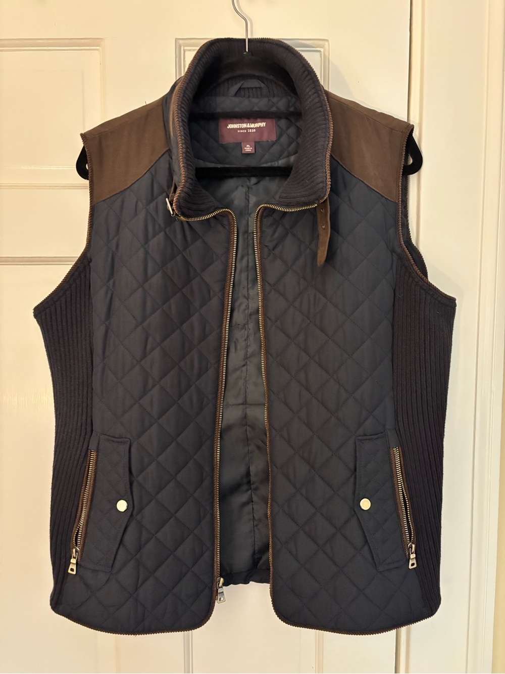 Johnston & Murphy Quilted Vest in Black & Brown Size XL Like New